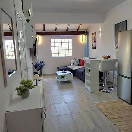 Thanos Guesthouse Corfu Agioi Deka  Exteriör bild