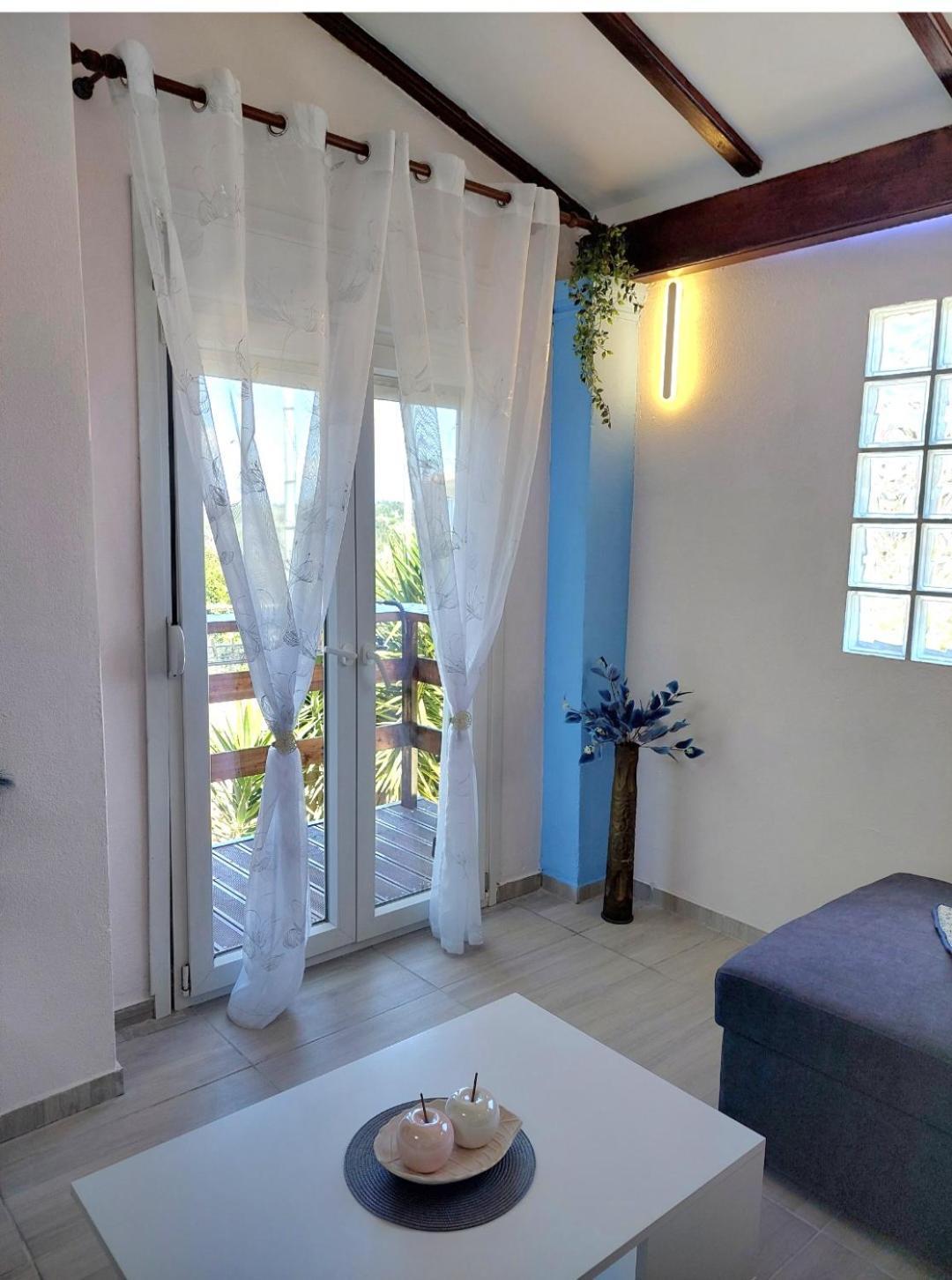 Thanos Guesthouse Corfu Agioi Deka  Exteriör bild
