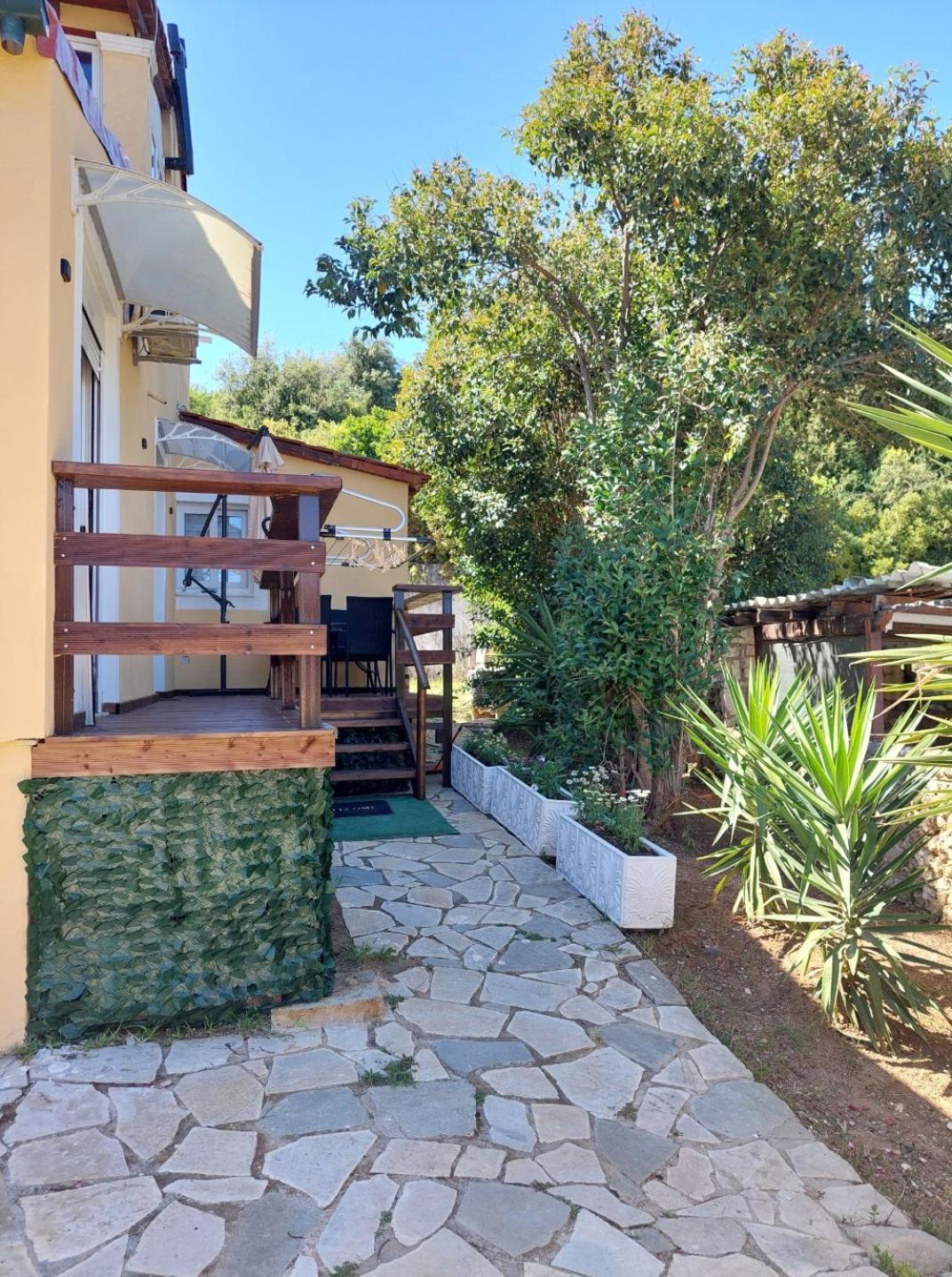 Thanos Guesthouse Corfu Agioi Deka  Exteriör bild