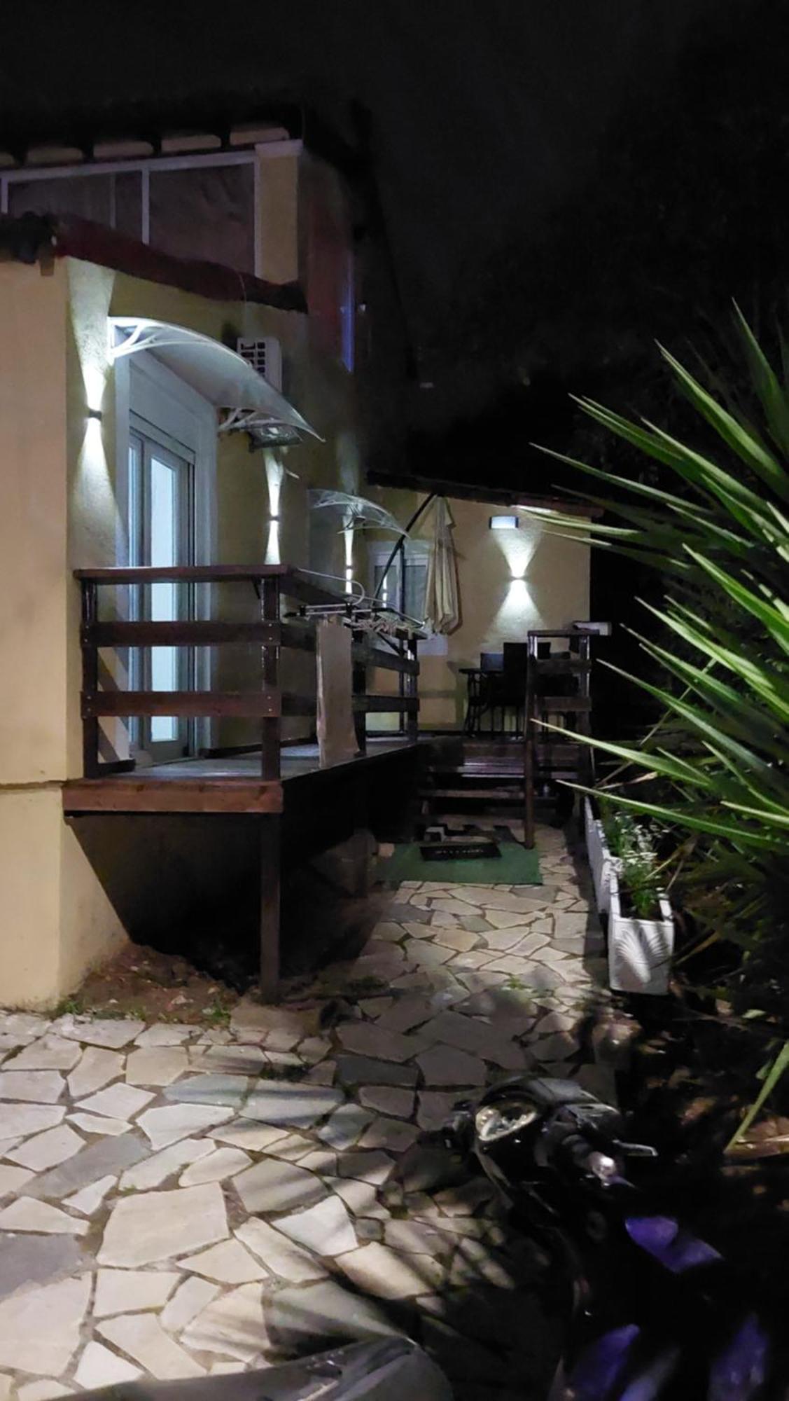 Thanos Guesthouse Corfu Agioi Deka  Exteriör bild